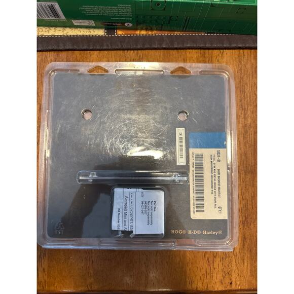 Harley-Davidson Short Backrest Mount Kit 52531-01 OEM Genuine Motor Accessories - Picture 3 of 4